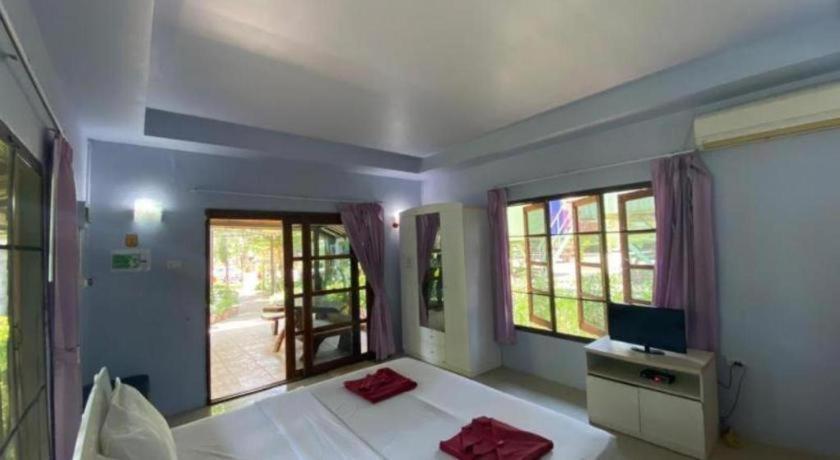 Oyo 966 Boss Khaoyai Hotel Ban Bung Toei Eksteriør billede