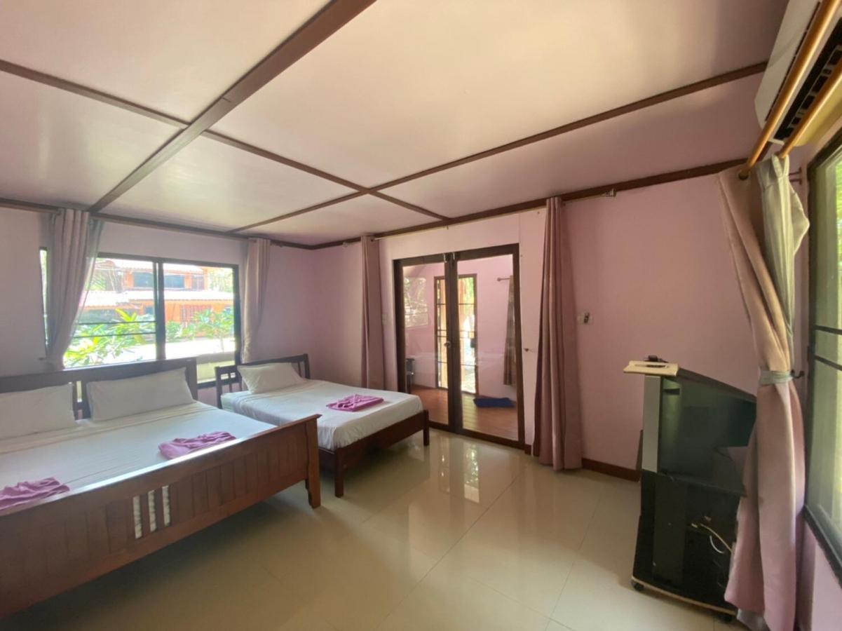 Oyo 966 Boss Khaoyai Hotel Ban Bung Toei Eksteriør billede