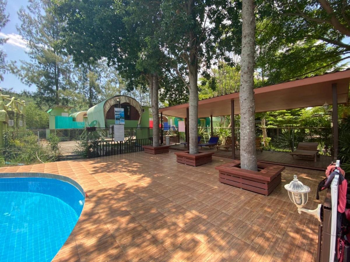 Oyo 966 Boss Khaoyai Hotel Ban Bung Toei Eksteriør billede